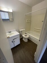 1465 Meadowview Dr-Unit -7 in Marion, IA - Building Photo - Building Photo