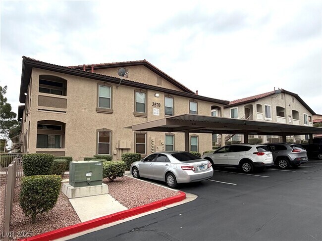 3570 Cactus Shadow St in Las Vegas, NV - Building Photo - Building Photo