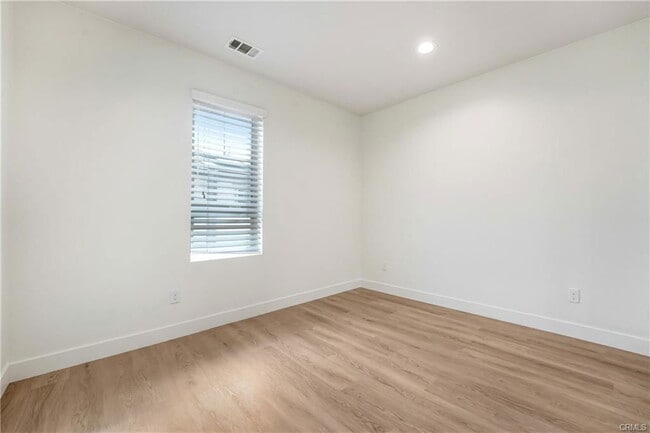 7209 N Chestnut Ln in Los Angeles, CA - Building Photo - Building Photo