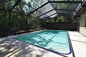 512 Shane Cir in Winter Springs, FL - Building Photo - Building Photo