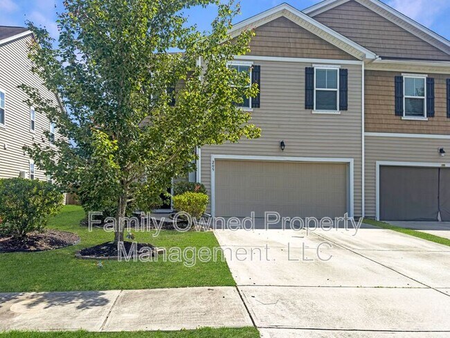 205 Cypress Marsh Rd in Moncks Corner, SC - Building Photo - Building Photo