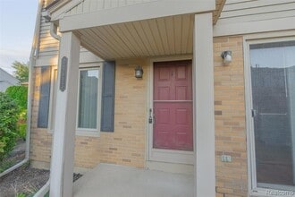 44613 New Hampshire, Unit 34 in Clinton Township, MI - Building Photo - Building Photo