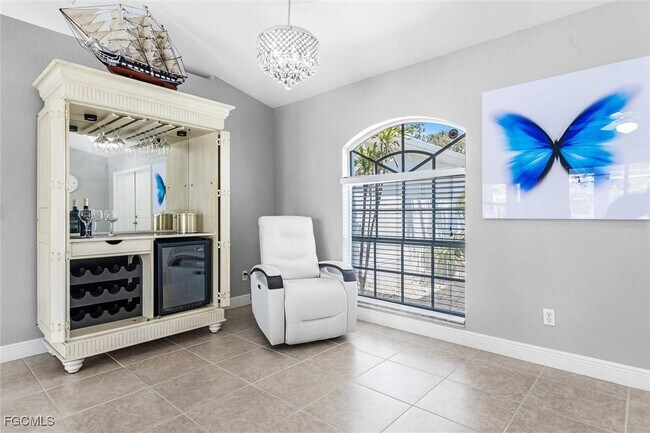 310 SE 47th St in Cape Coral, FL - Foto de edificio - Building Photo