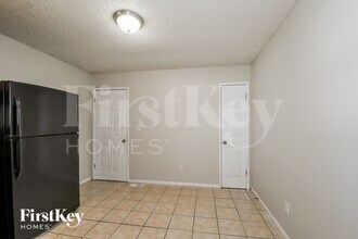 2485 Jenkee Dr in Florissant, MO - Building Photo - Building Photo