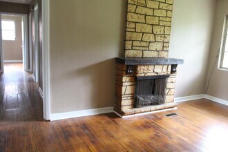 103 S Shadowlawn Dr in Albany, GA - Building Photo - Building Photo