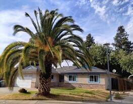 637 Grambling Ct in Merced, CA - Building Photo