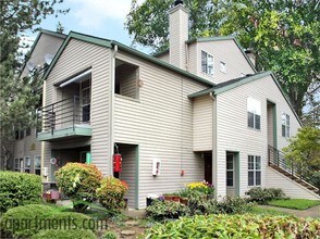 Hampton Ridge Apartments in Tigard, OR - Foto de edificio - Building Photo