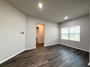 21 Erwin Dr in Austin, AR - Building Photo - Building Photo