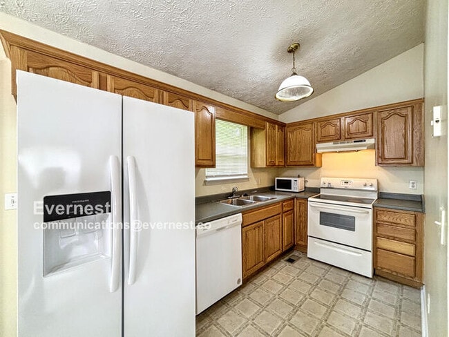 property at 7018 Igou Gap Rd