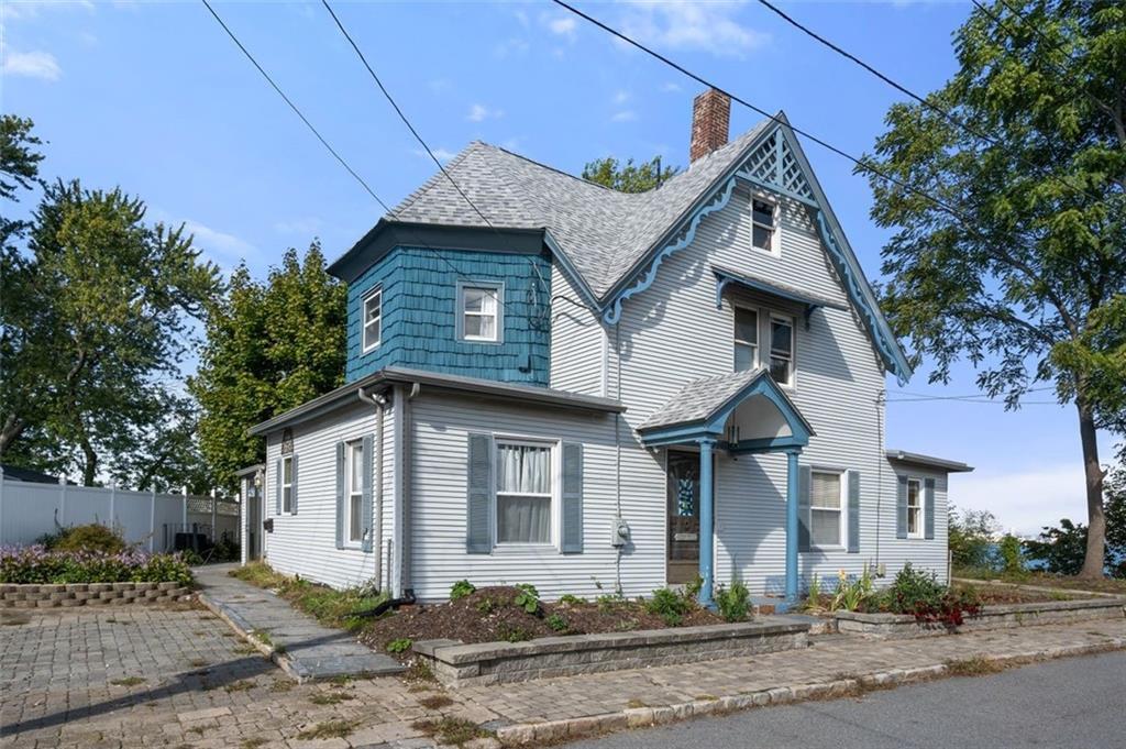 2 Narragansett Ave in Riverside, RI - Building Photo