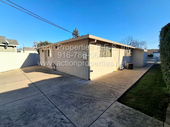 513 Alola St in Roseville, CA - Building Photo - Building Photo