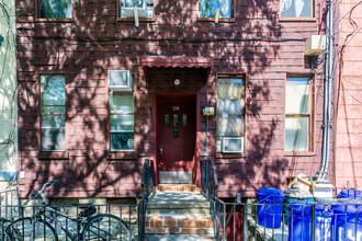 114 Jefferson St in Hoboken, NJ - Building Photo - Building Photo