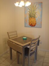 1001 Boston Post Rd in Guilford, CT - Building Photo - Building Photo