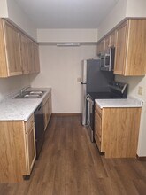 3620 Farnham Dr, Unit 4 in Ames, IA - Building Photo - Building Photo