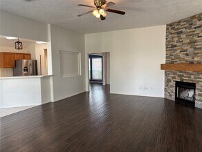 2104 Westminister Rd in Pearland, TX - Building Photo - Building Photo