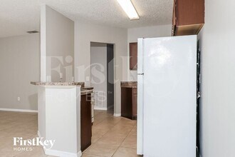 1221 Schumann Dr in Sebastian, FL - Building Photo - Building Photo