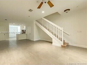 4295 Vineyard Cir in Weston, FL - Building Photo - Building Photo