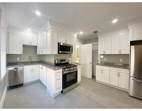 131 Orleans St in Boston, MA - Building Photo - Building Photo