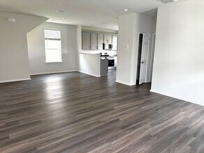 401 Kapok St in Buda, TX - Building Photo - Building Photo