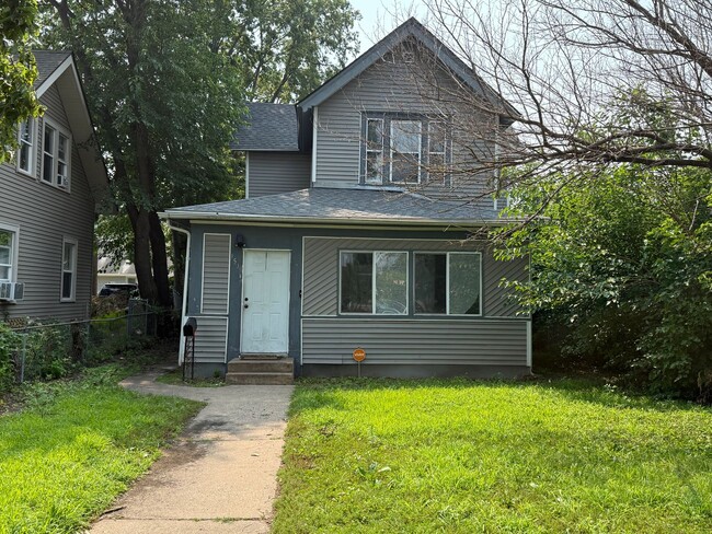property at 1509 N 44th Ave