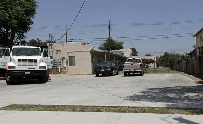 1245 N Mt Vernon Ave in Colton, CA - Building Photo - Building Photo