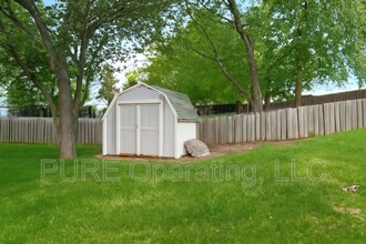14430 S 35th St in Bellevue, NE - Building Photo - Building Photo