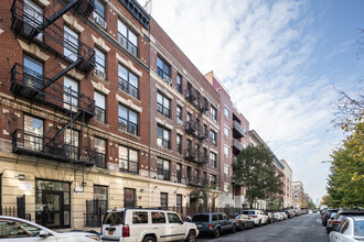 536-538 W 163rd St in New York, NY - Building Photo - Building Photo