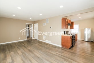 6784 Franklin St in Omaha, NE - Building Photo - Building Photo