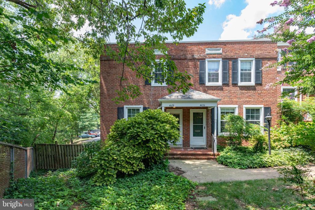 4618 31st Rd S in Arlington, VA - Building Photo