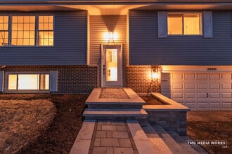 24331 Davids Ct in Naperville, IL - Building Photo - Building Photo