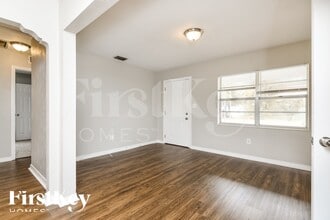 719 W Ohio Ave, Unit 405 in Tampa, FL - Foto de edificio - Building Photo