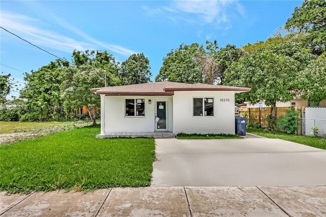 10370 SW 174th Ter in Miami, FL - Building Photo - Building Photo