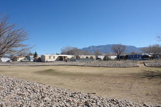 10200 2nd St NW in Albuquerque, NM - Building Photo - Building Photo