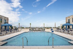 The Guild in Charleston, SC - Building Photo