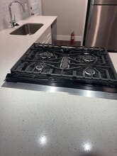 2428 Avenue O 1/2 in Galveston, TX - Building Photo - Building Photo