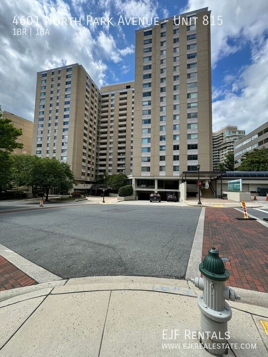 4601 N Park Ave in Chevy Chase, MD - Building Photo