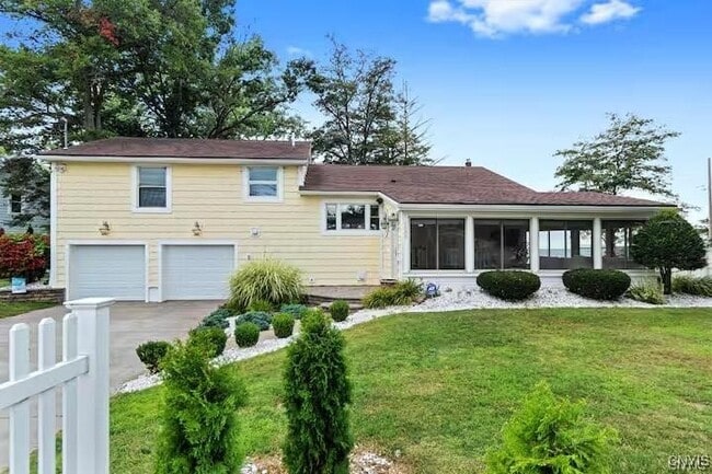 property at 1509 Park Ave
