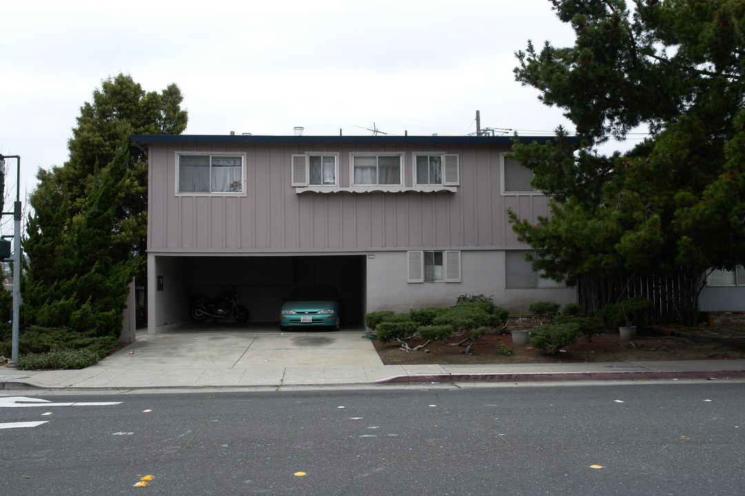 1770 S Grant St in San Mateo, CA - Building Photo