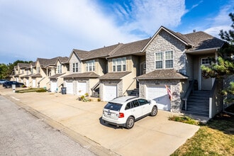 1101-1281 N Mart-way Dr in Olathe, KS - Building Photo - Building Photo