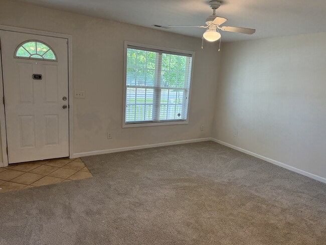 2206 McConnell Rd in Greensboro, NC - Building Photo - Building Photo