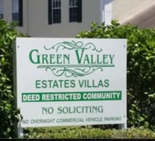 2369 Walton Cir in Palm Harbor, FL - Building Photo