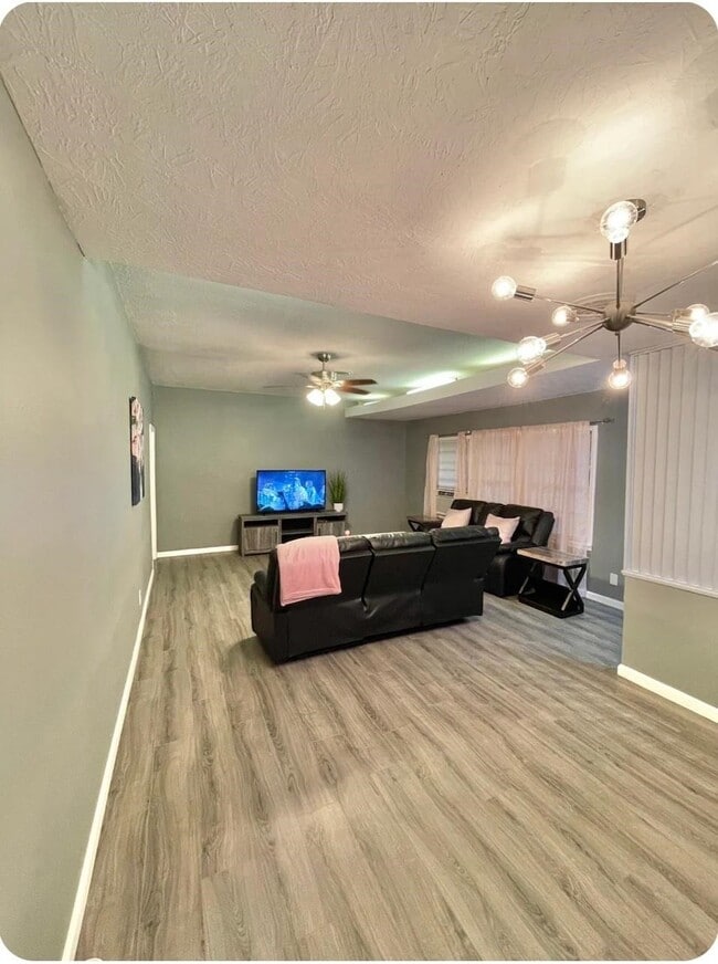 property at 1908 N 16th St