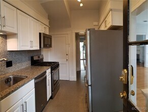 527 N Sheppard St in Richmond, VA - Building Photo - Building Photo