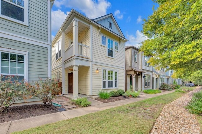 property at 3900 Threadgill St
