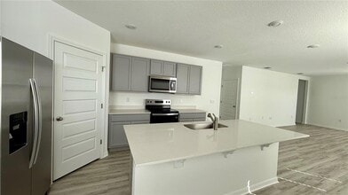 2986 Waterlily Wy in Poinciana, FL - Building Photo - Building Photo