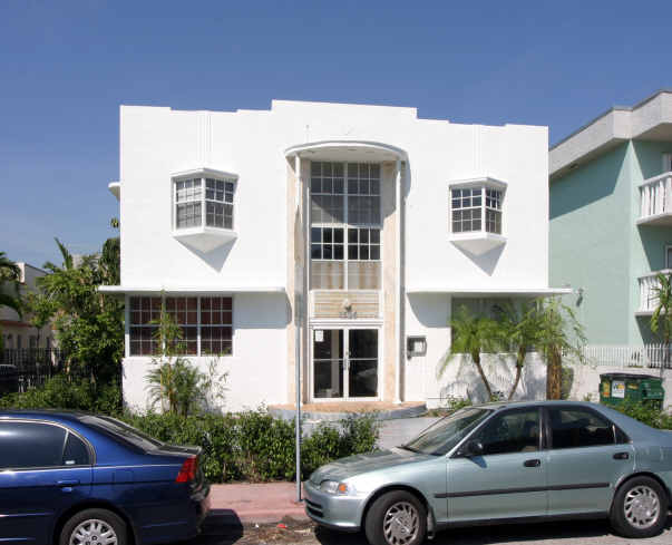 1526 Pennsylvania Ave in Miami Beach, FL - Foto de edificio - Building Photo