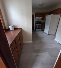 35 Chester Rd, Unit 15 in Belmont, MA - Foto de edificio - Building Photo