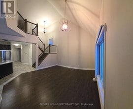 33 Stonecrest Blvd in Quinte West, ON - Building Photo - Building Photo