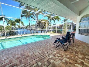 1980 Aqui Esta Dr in Punta Gorda, FL - Building Photo - Building Photo