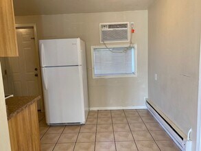 904 S Alderwood Dr-Unit -906 in Moses Lake, WA - Building Photo - Building Photo